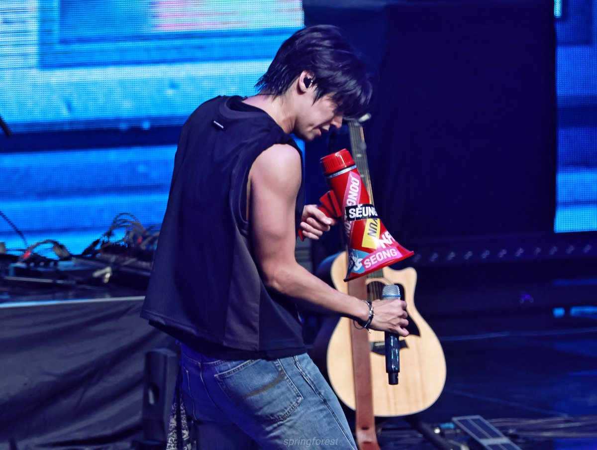 springforest_sh's tweet photo. 260607 부산 어썸 스테이지 Day 2

#NFlying #엔플라잉
#이승협 #승협 #leeseunghyub https://t.co/8l5lTYw2L1
