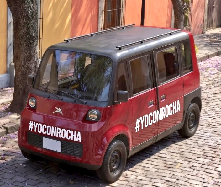 20PeterMel's tweet photo. Olinia no está preparado para los baches, topes y alcantarillas sin tapa, de la CDMX

Hoy hay más jóvenes y chairos con una moto Italika que compraron en pagos, que con preparatoria terminada🤷
Es más barata, más rápida y llega más lejos😎

SERÁ UN FRACASO MÁS DEL #NarcoRégimen https://t.co/E6Z5m2OlAI