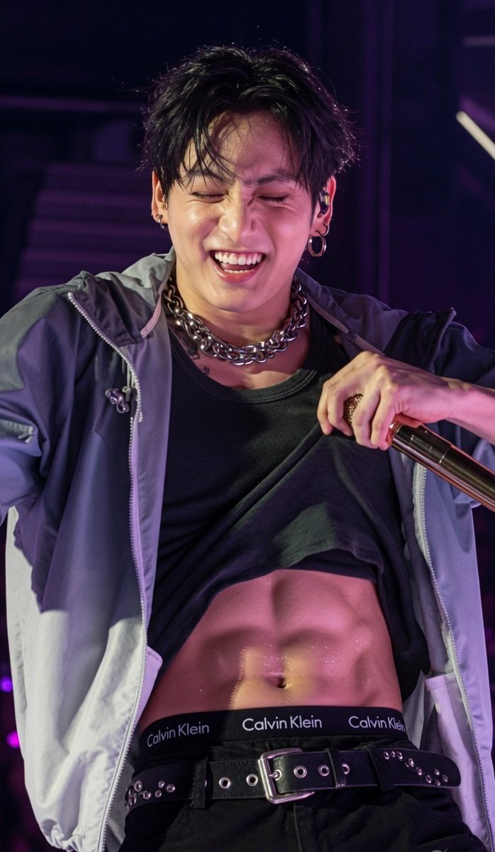 mnijungkook_bts's tweet photo. Bye😜 https://t.co/6AIRymNXGJ