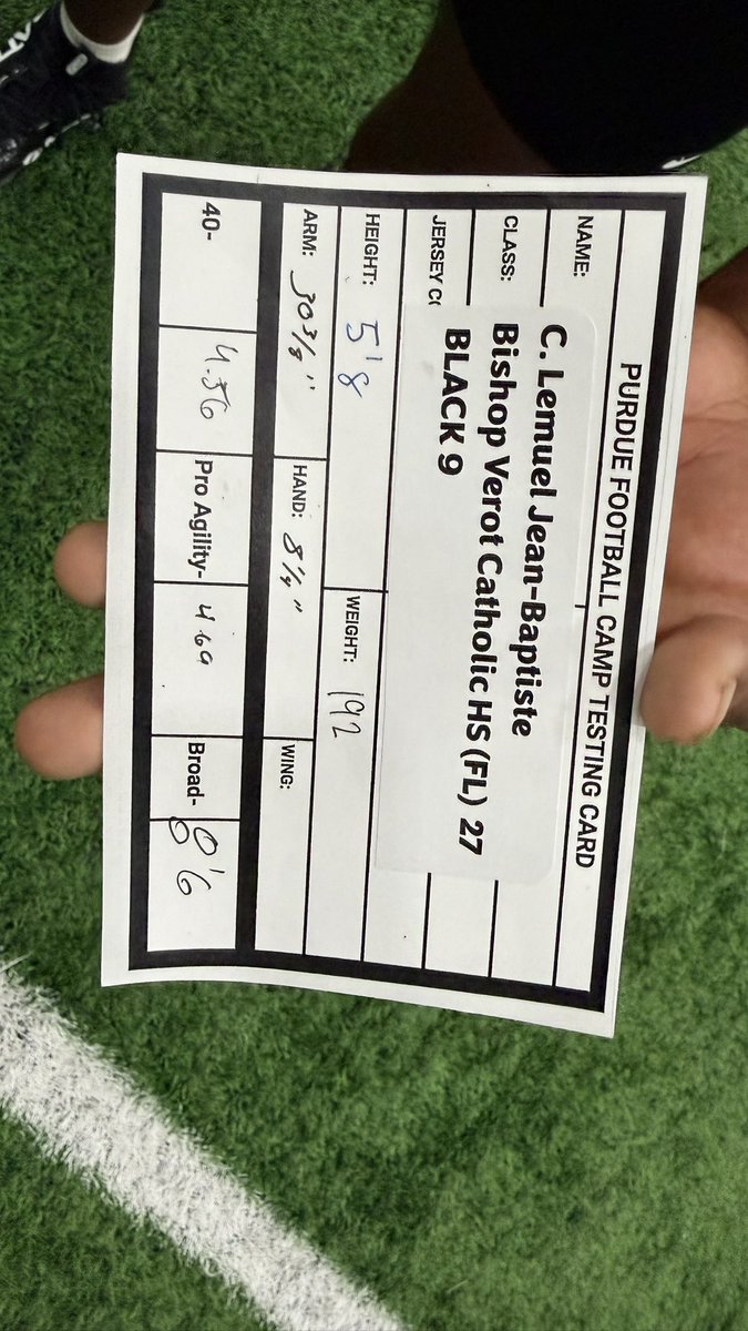 Lemjb4's tweet photo. Thank you Purdue University for having me at camp, I clocked in a 4.5 40 yard dash @VerotFB_Recruit @CoachRodeBV @CoachVillegasBV @Coach_Ford @Coach_Odom https://t.co/zH095xDqvw