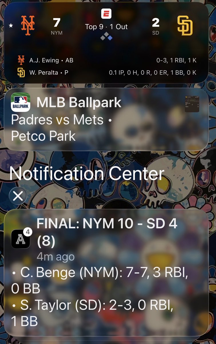 MagikratNY's tweet photo. Hey, @theathletic!  I’m literally sitting in Petco Park and this popped up.  It’s the top of the 9th.  Do you know something that I don’t?!?  #LGM https://t.co/6lmtLCQlVF