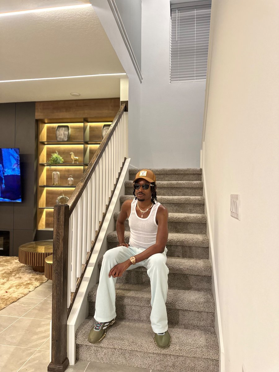 mist3rgee's tweet photo. Not where we left off but better off 😈💎🎰 https://t.co/ulLjNdx3H8