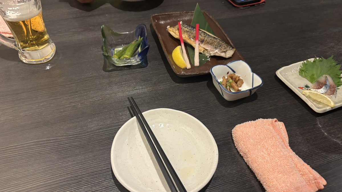 t_s9PSO2's tweet photo. 土曜の夜はおもちさんと飲んで日曜の昼はあにかんさんとラーメン食べていい休日でした

働きたくない https://t.co/sXLCuUHxiG