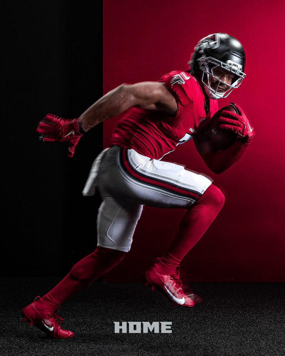 kenny_closes's tweet photo. @SleeperNFL @SleeperTitanUp @SleeperWSH @RiseUpReader @TitansLeadSM @CommandersLead @FalconsLeadSM @JayDanielsMVP Is this a real question??? https://t.co/r4XIGX2eTg