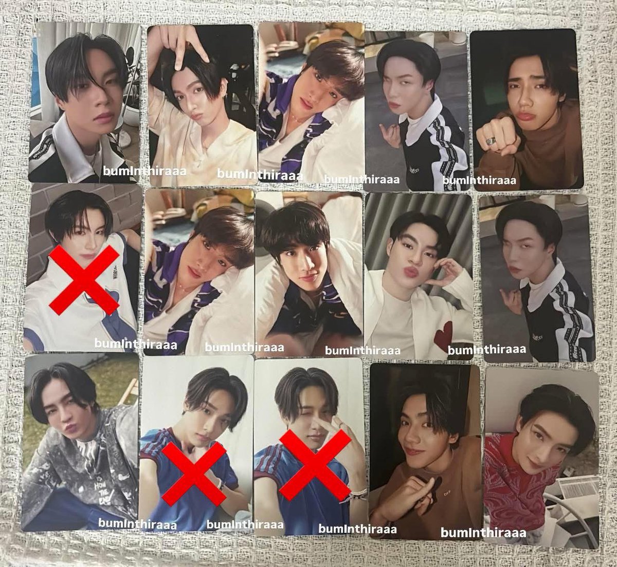 buminthiraaa's tweet photo. เหมากอง12ใบ 360 อีกกองแถมคั๊บ 
(ของแถมมีมากกว่าในรูปมีซันซุแรร์เน็กซ์ด้วย���ั๊บ+สติ๊กเกอร์) ค่าส่ง40฿
#ตลาดนัดbus #ตลาดนัดBUS #ตลาดนัดบัส https://t.co/mYyTgsCLiO