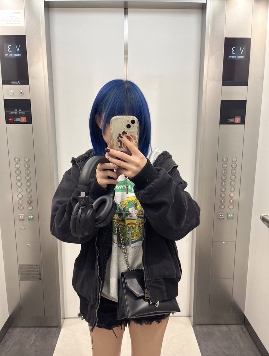 おもらし女子発見機 tweet media