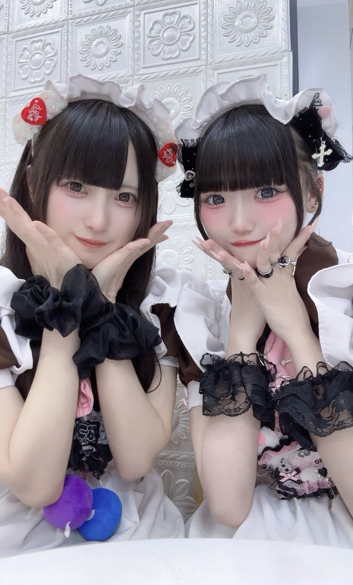 maid_natsume1's tweet photo. なつなお(左右固定)
同期やのに昨日初めてお給仕被った^ ̳ට ̫ ට ̳^💘 https://t.co/OkBo7N4eBD