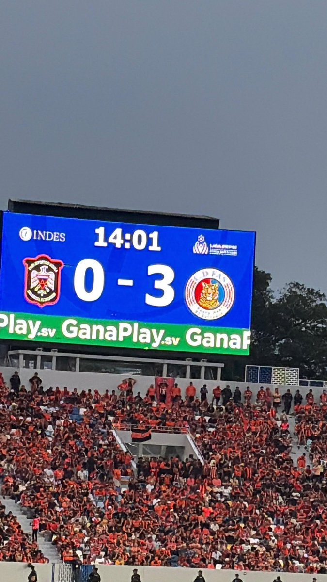 kevin47ts's tweet photo. @ElAguila_Negra Nos cogimos al zope prieto apestoso en 14 minutos y somos campeones en su año centenario 🔴🏆🔵 seguimos siendo Reyes de Copas 2️⃣0️⃣ y Reyes de las Gradas 🐯 en nuestro mejor torneo rompiendo récords https://t.co/qVH0uSILgN