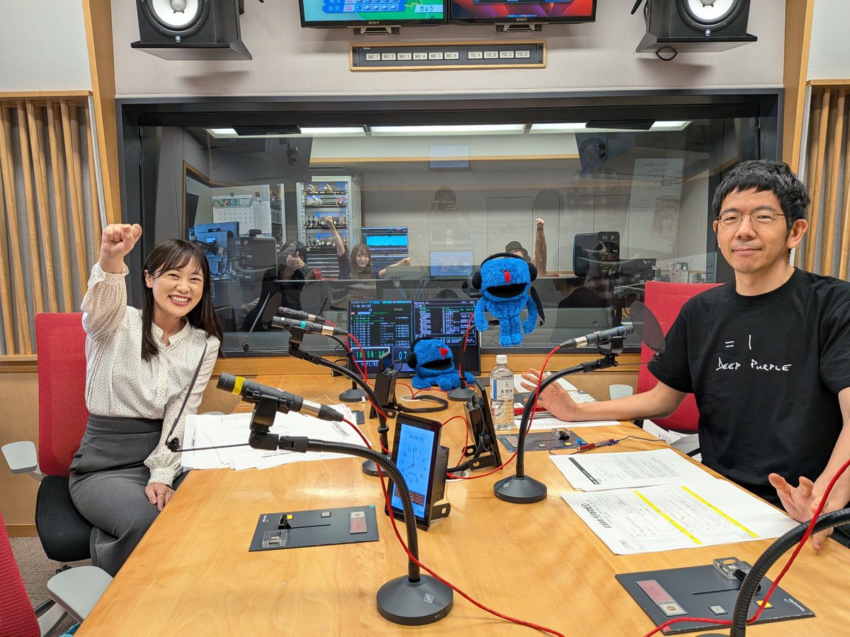 rm_joqr's tweet photo. ８時です☀

#ラジオマガジン １４０回目のオンエア

テーマは
「ひとりでできたもん！」

自分一人だけでやってみたこと、乗り切れたことを教えてください！

メールは rm@joqr.net https://t.co/7TLmKzAtEH