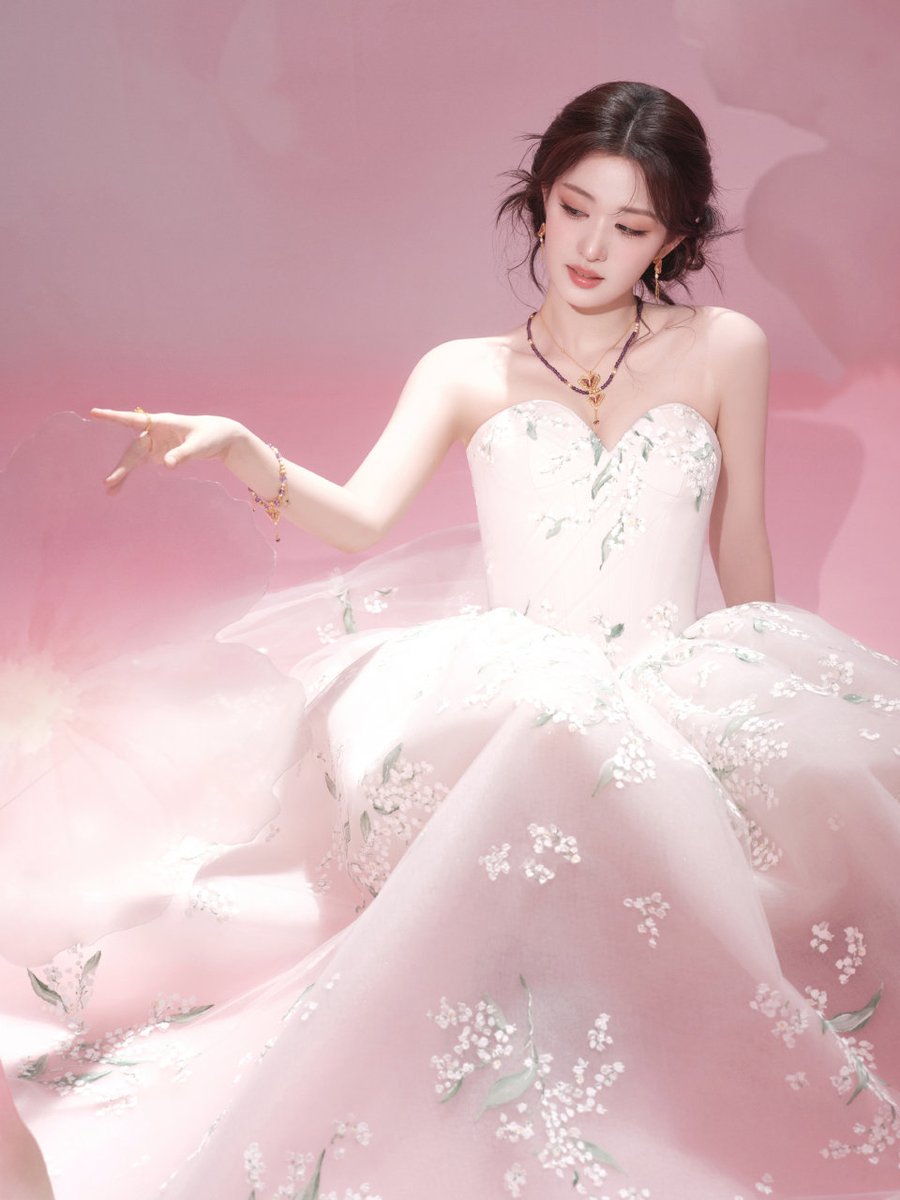 chuanpdf's tweet photo. 💝 #WangChuran #王楚然 https://t.co/AkCB48sh7P