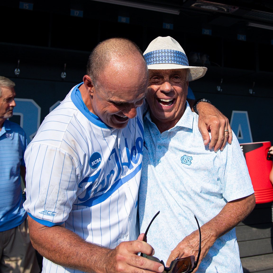 DiamondHeels's tweet photo. Legends 😁

#GDTBATH x @UNC_Basketball https://t.co/J5RTIEDgW2