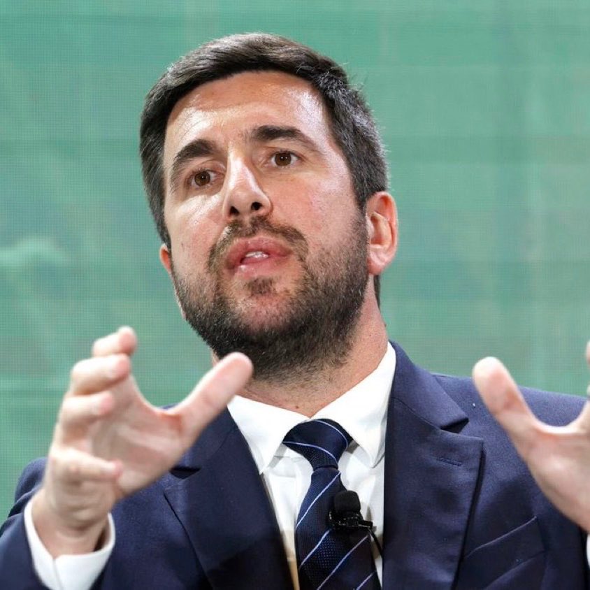 TheExtratimeX's tweet photo. 🚨🗣️Enrique Riquelme: “Congratulations to Florentino for the win.

This is NOT THE END.” https://t.co/hzHSxCaNe9