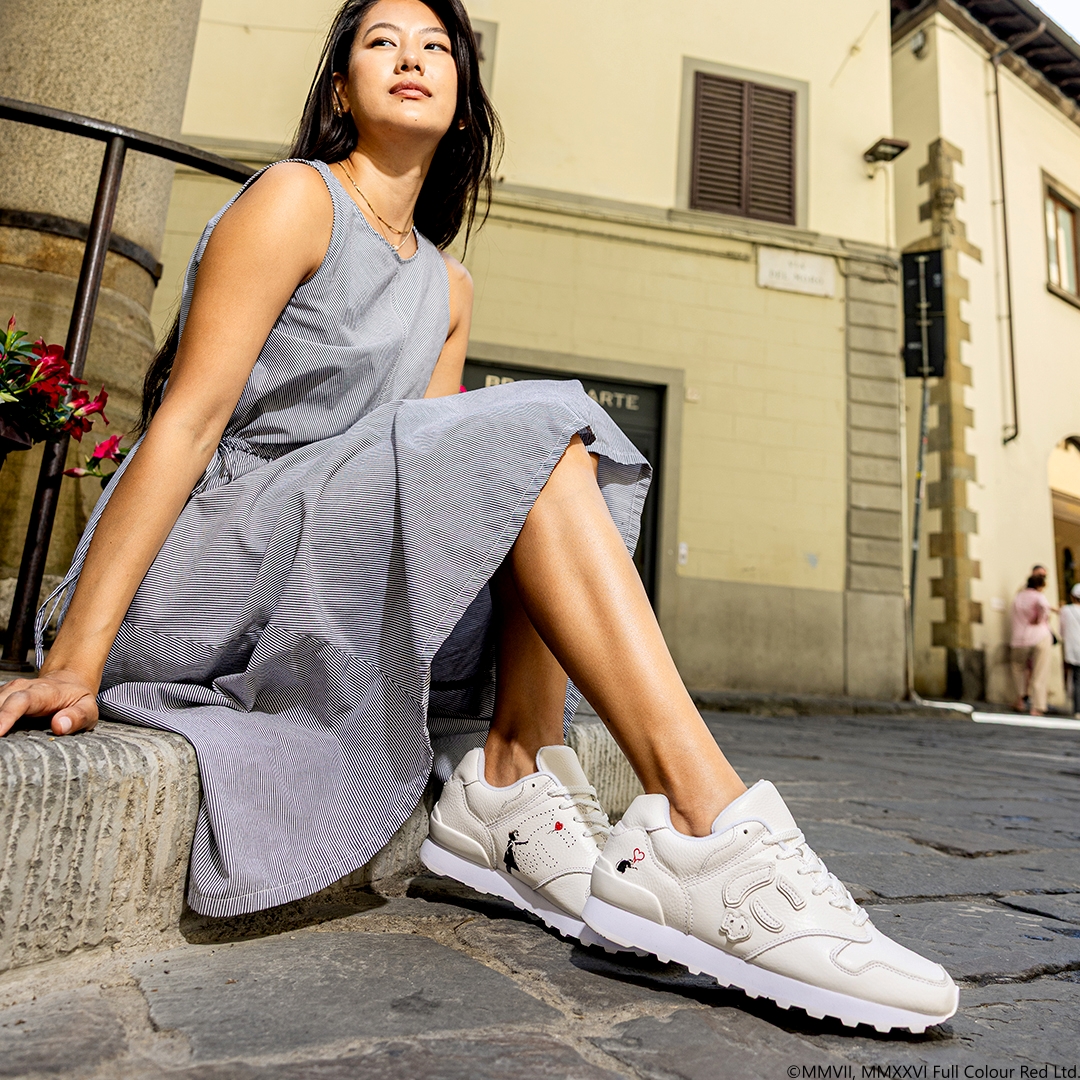 sangacio's tweet photo. にゅ〜ず『PURE WHITE』 BRANDALISED_リストック

あの…覆面アーティストBanksy(バンクシー)のアートワークを合法的に使用する権利を持つBRANDALISEDとの限定コラボ！

抽選応募はこちらから▶️https://t.co/zc73Av3kyA

#SANGACIO 
#スニーカー
#Sneakers
#BanksyArt
#PUREWHITE https://t.co/zZBSJc94xp