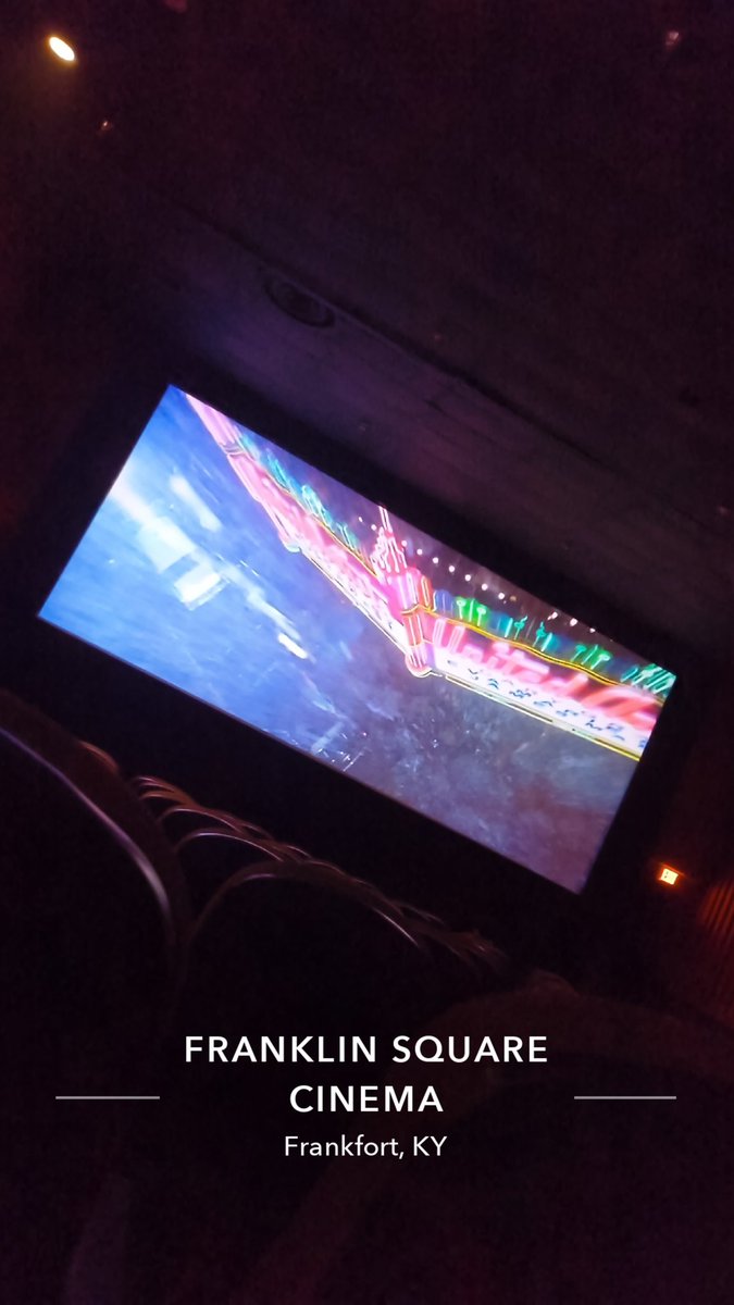 jaybing1790's tweet photo. First date nervous type shit lol
#scarymovie6 https://t.co/3Ni1okdpw2