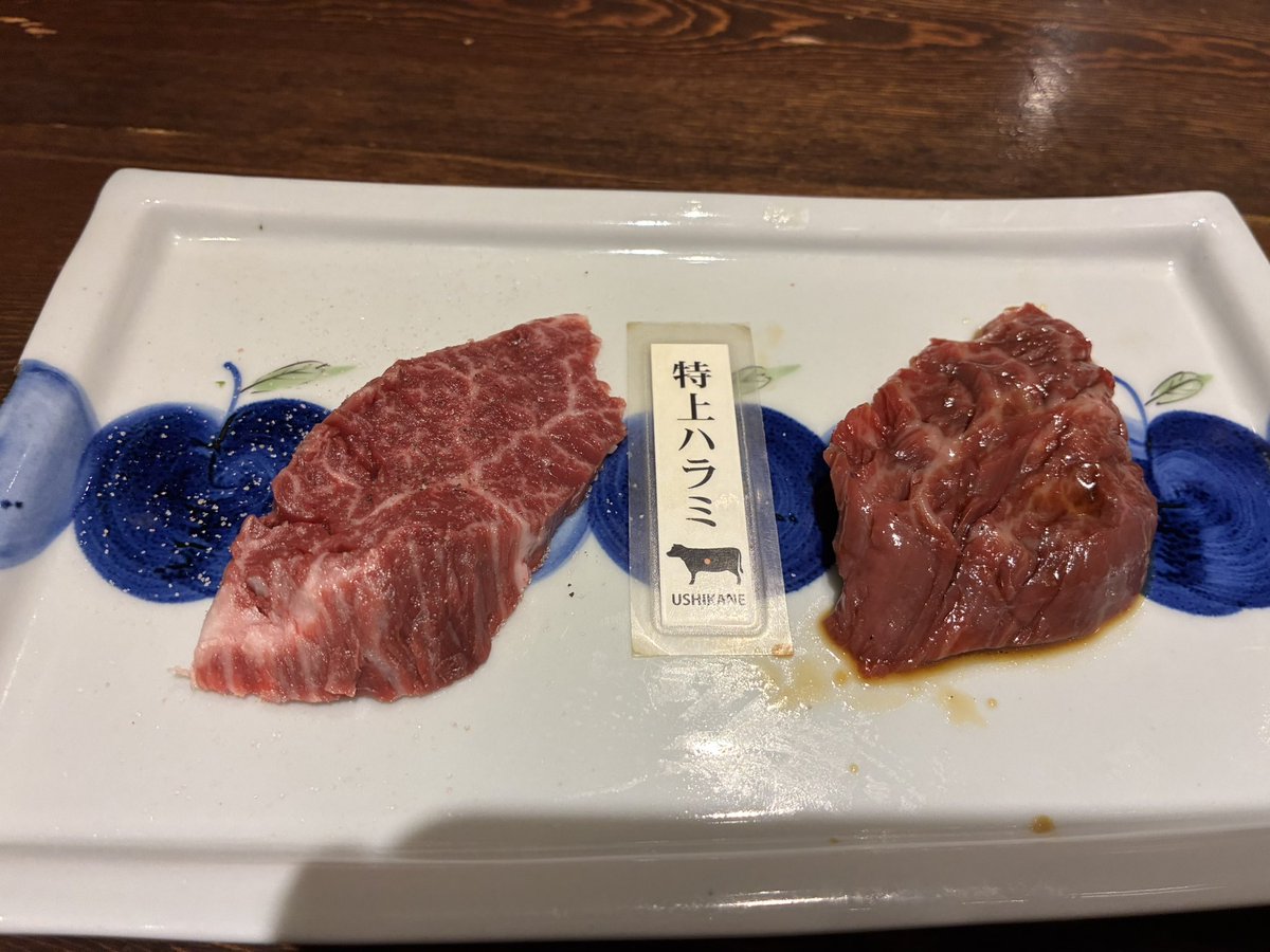 o_cvs0's tweet photo. 珍しくおにくの日だったらしい
そのあとのことは…ワイン飲んでんな、酒屑 https://t.co/Kfr53vwTnz