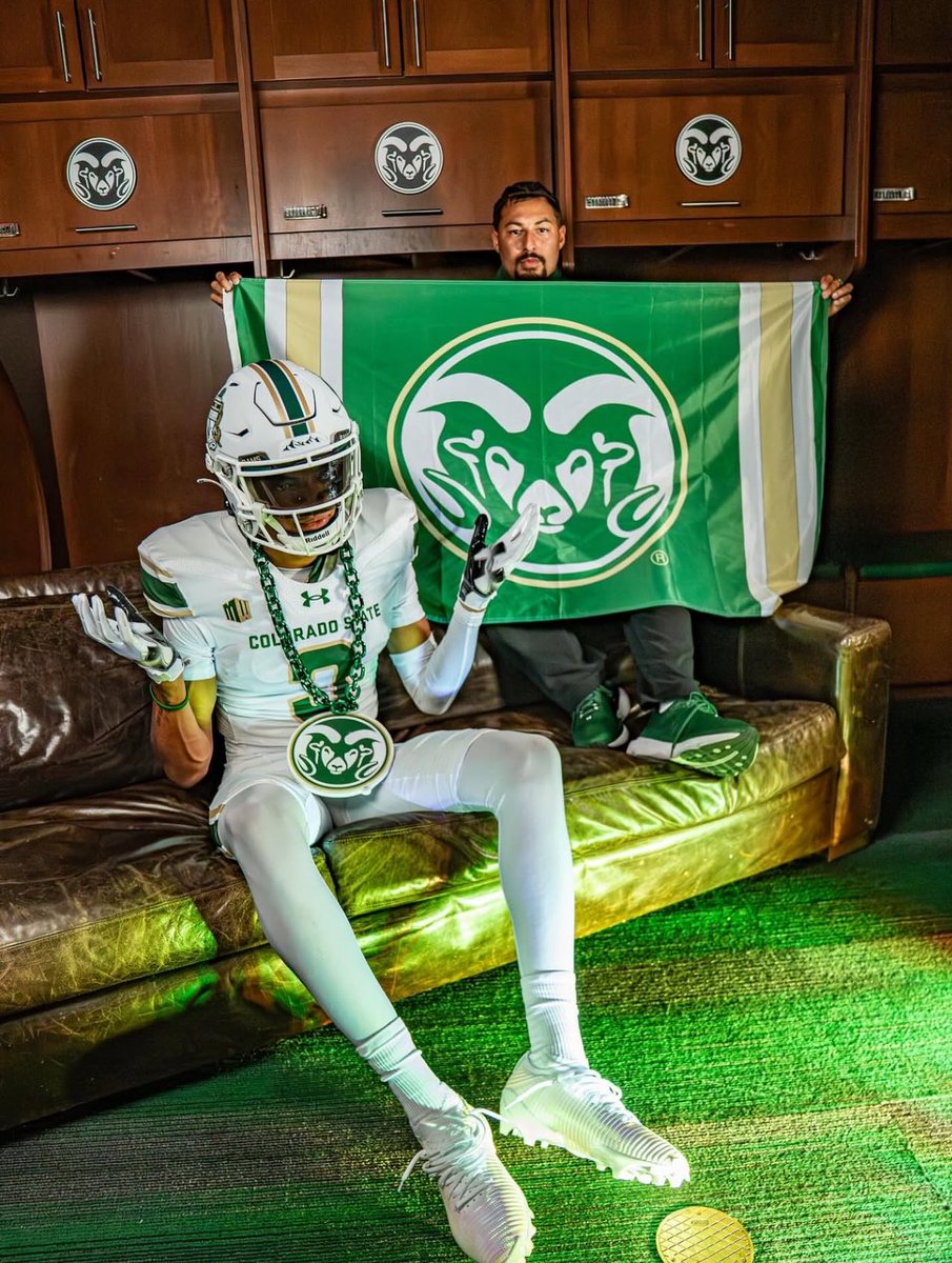Jonquall's tweet photo. Doughboyz WR @LovellNeal3 has COMMITTED to Colorado State! 🍩🐏 https://t.co/aXTe6WU116