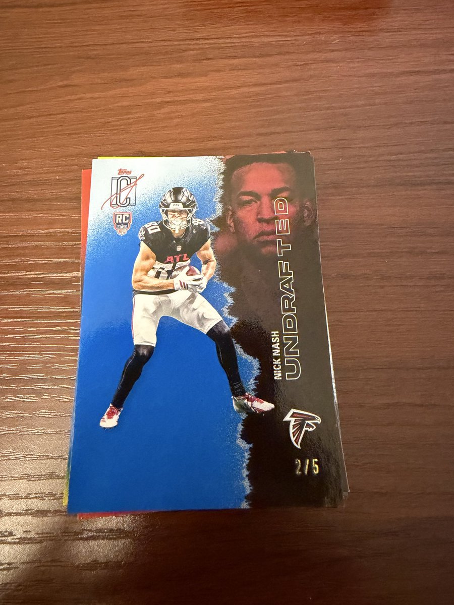 icbigabe's tweet photo. Interesting signature pull🤣 @CardPurchaser https://t.co/0TOFNlPWtm