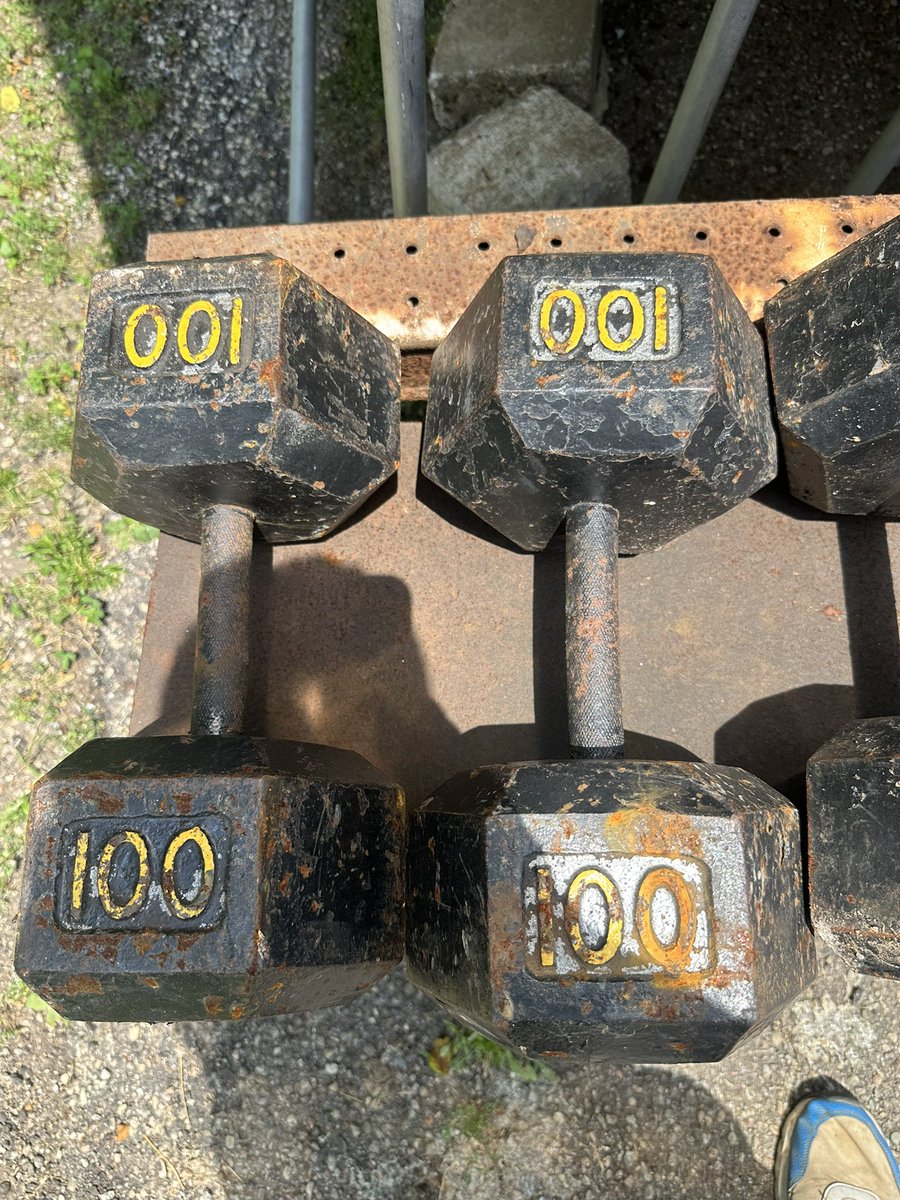 AyersBuildAGym's tweet photo. https://t.co/Hb9oE5cQgF