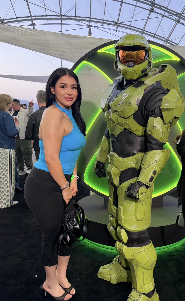 iluvuaris's tweet photo. Thank you @XBOX for the invite 💚 So many Cool things dropping soon!🥹 https://t.co/7XJIBZcqbK