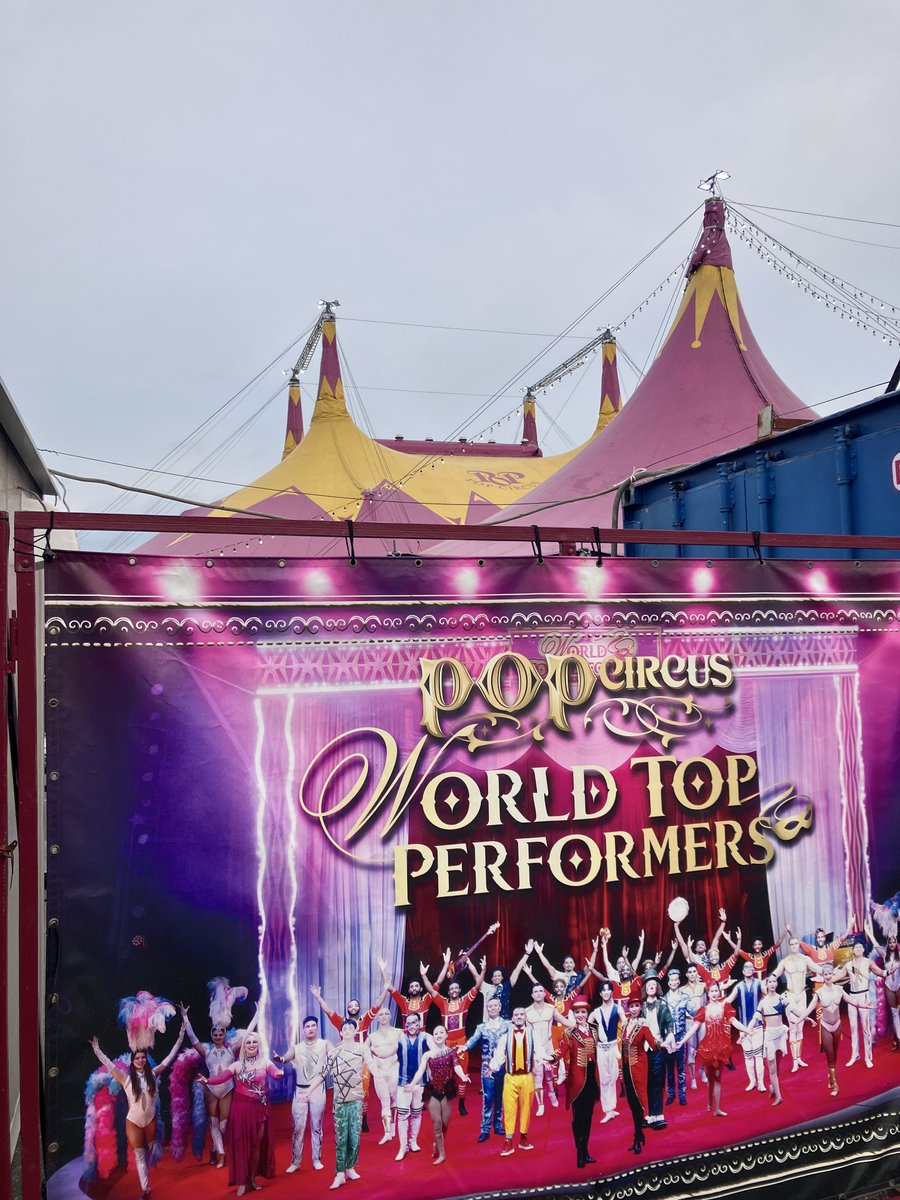 POP_CIRCUS's tweet photo. きょう17���00～FM岐阜「TWILIGHT MAGIC」の「ギフレンド」のコーナー
（17：35頃）にてポップサーカスをご紹介いただきます🎪✨
ぜひ聴いてください📻✨
番組内では入場券プレゼントもあるのでたくさんのご応募お待ちしてます🎁 🤗
#ポップサーカス
#サーカス
#popcircus
#twilightmagic
#モレラ岐阜 https://t.co/XbJWmdSqs9