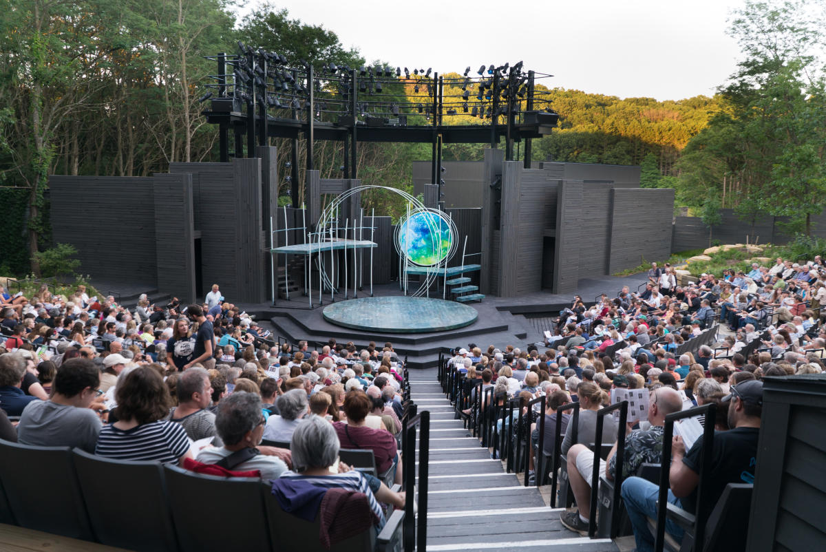 mtishows's tweet photo. A round of applause for American Players Theatre (Spring Green, WI), recipient of the Special Tony Award for Regional Theatre! Here's to all stages who keep theatre alive. https://t.co/bzcjA4ioFU