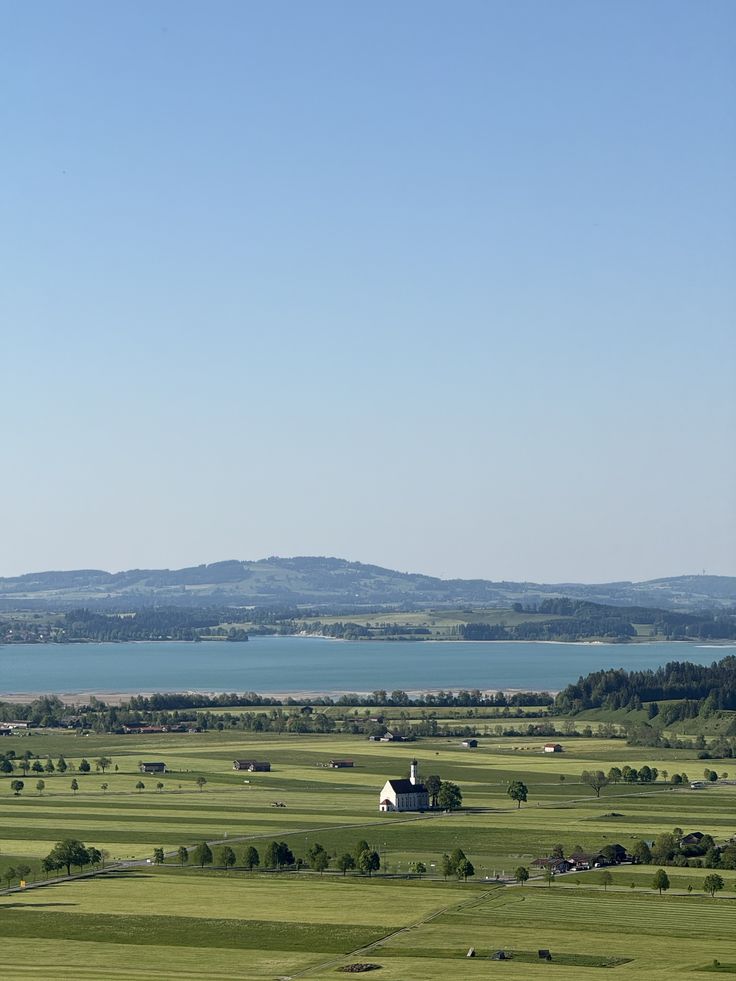 echoesofworld's tweet photo. Germany countryside https://t.co/4mNee2jTkO