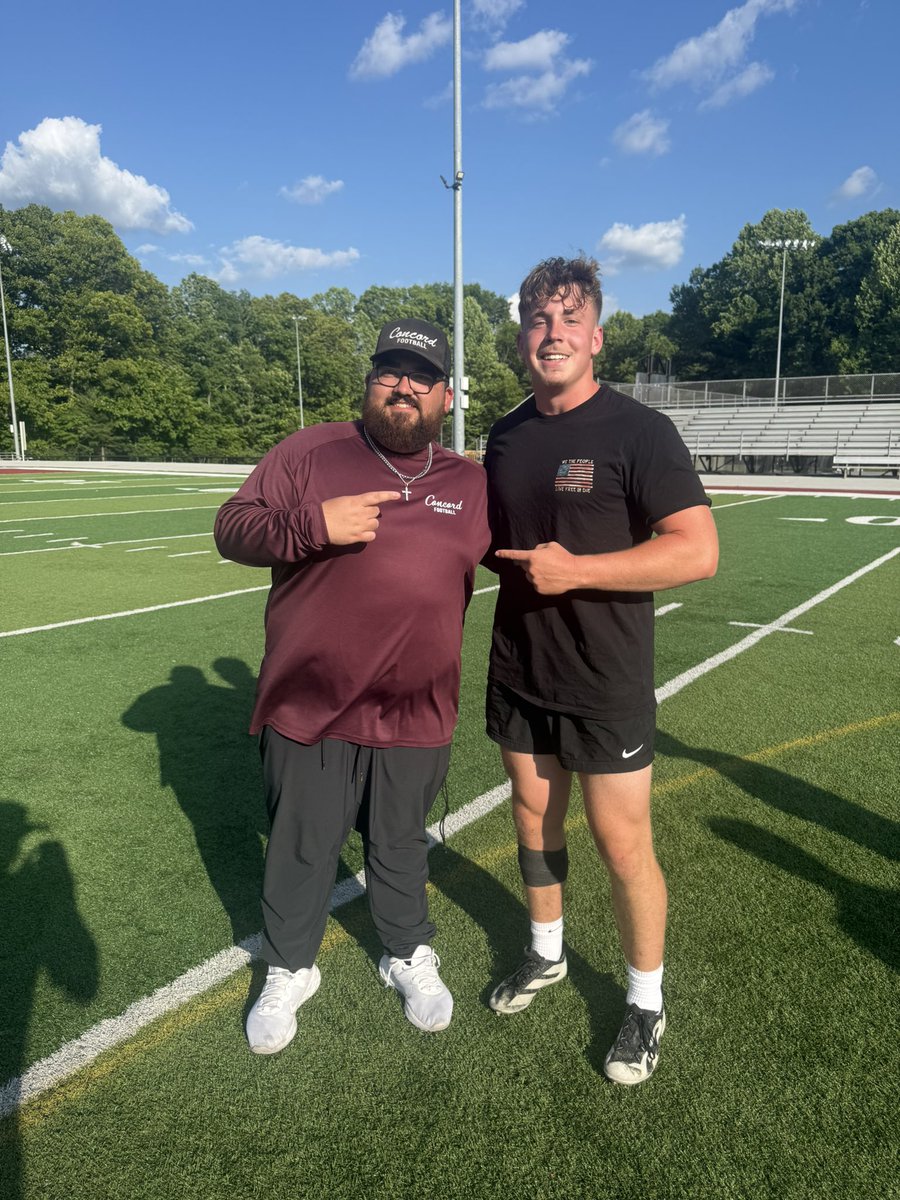 cadecompton13's tweet photo. Beyond thankful to receive my first offer from @ConcordFootball!  @CoachDCJohnson @CUCoachEdwards @Coach_Gilkes @ChinstrapWV @FOTCSports https://t.co/A1j2lBpKgA