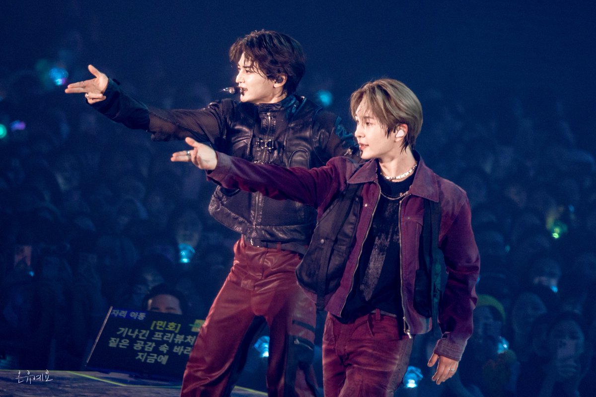 thisisonew_1214's tweet photo. 260530
.
The Trilogy I
2026 SHINee WORLD VIII
[THE INVERT]
.
#온유 #ONEW #オンユ
#민호 #MINHO #ミンホ
#SHINee #샤이니 https://t.co/Q9PtcuAcnn