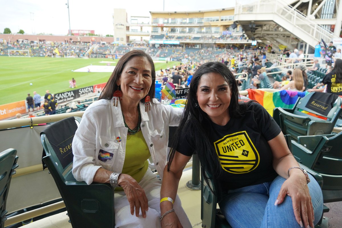DebHaalandNM's tweet photo. The team building a better New Mexico for everyone. https://t.co/YdwyJQJb80