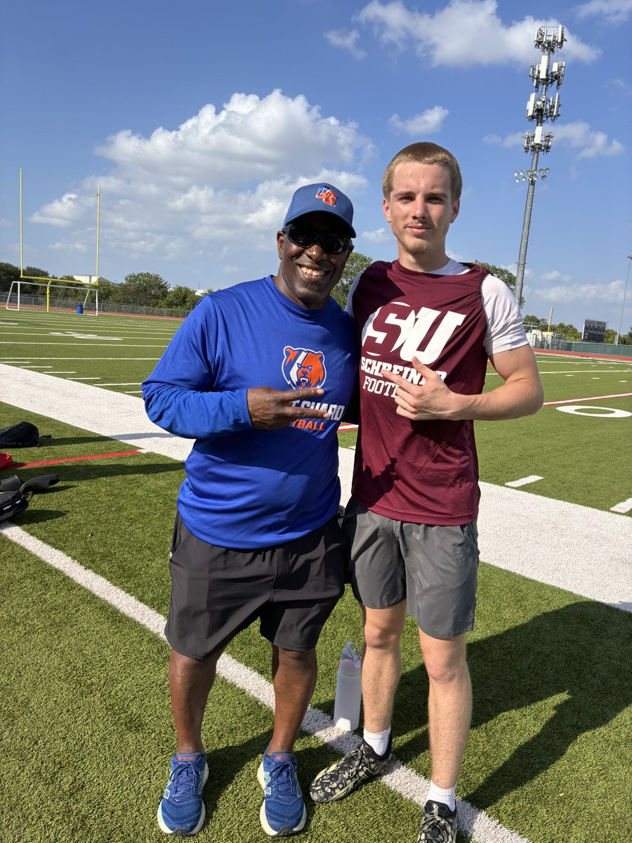 Brady2Taylor's tweet photo. Thank you so much @CoachJBWells and Coach @CGrant721508 from the United States Coast Guard Academy, for coming out to the @SchreinerFB camp. Amazing Coaches, can’t wait to see y’all again later this June!!

Email: Bradytaylor8585@gmail.com
Phone: (469)-345-9544

#TrustTheWork #DBU
@bret_taylor6385 @NHSRecruits @Prep2Play @CSAPrepStar @cgrant02 @schutzac @CoachJBWells @coach_rcantrell @CoachMurdock2 @rhettlashlee @RussHeidiSLC @21Reeves @JohnFields0 @Coach_CadeM @cdole13 @UAPBLionsFB @CoachAHampton @Lions_FB @LamarFootball @Coach_Cannata @Ath_Dynasty @dentoncountyfb @CatchaplayJ @PrepRedzoneTX @MaxPreps @cdole13 @Lions_FB @JoshuaEargle @TAMUT_football @CoachCaraboa @Coach_Hutch68 @COACHJMACRB @AdamDorrel @CoachFaust1 @Coach_Tannese18 @n_bongo15 @CGrant721508 @Coach_Tannese18 @CoachYonBoone @Coach_Cannata  @CoachGleason10 @drewselke