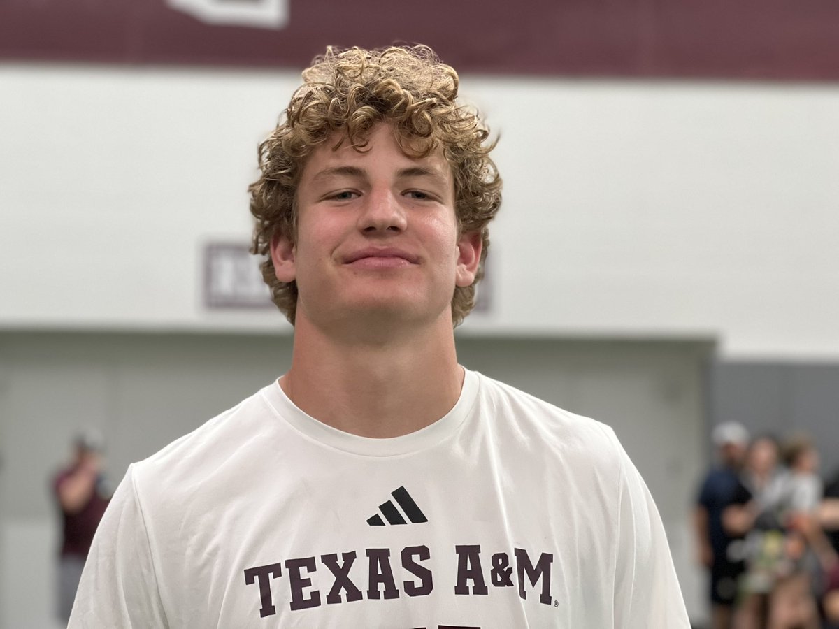 R_Brauninger's tweet photo. Some of the top 2028s in the state of Texas are working out in College Station today.

• Georgetown TE Weston Hepp
• A&amp;M Consolidated WR Braylen Dixon
• Atascocita EDGE David Dotson
• Mansfield Lake Ridge WR Ryan Newman https://t.co/qfgEdZsHch
