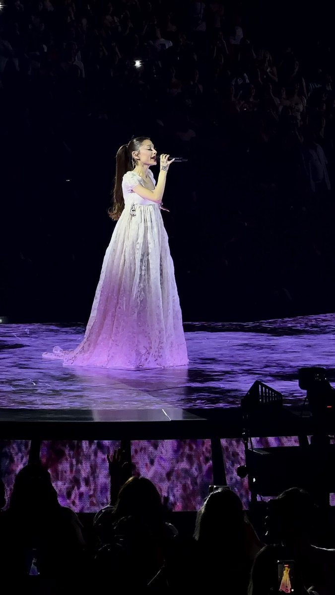 happierrem's tweet photo. @TeamAriana so grateful to be there 🥲🥲 https://t.co/qw6ApOLF1r