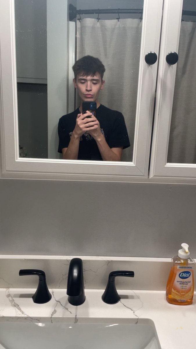 drainjester's tweet photo. it’s happening again https://t.co/XeOmfcTS4N