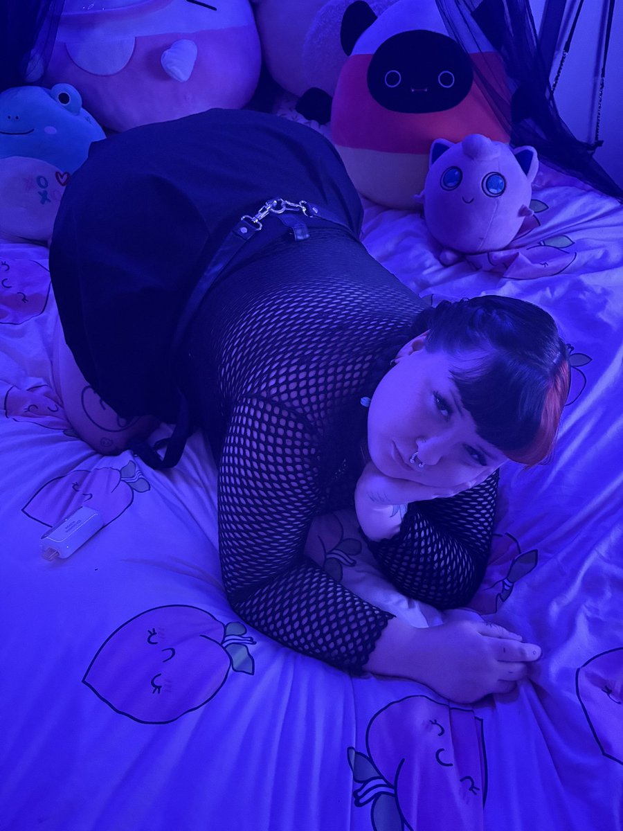 mcdoubleluvv's tweet photo. feelin spicy #bbw #onlyfans #altgirl #alt #bigtits https://t.co/N8v2fjkgjS