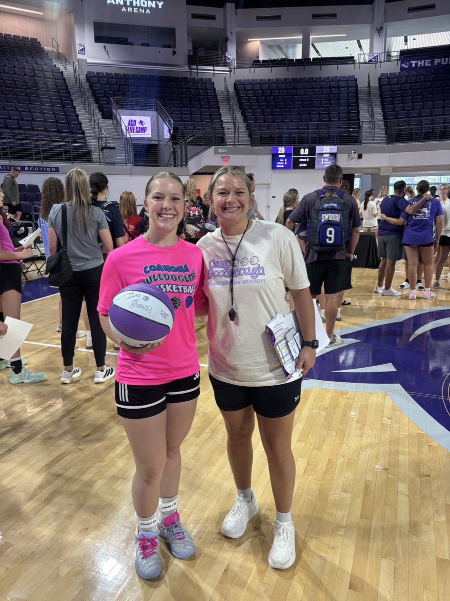 Channing2029's tweet photo. Awesome full day of basketball at the beautiful ACU campus! Thank you @coachgoodenough @CoachTV_acu @CoachCG_ACU for hosting a great camp!  Thankful for the opportunity to put work in and learn from great coaches and players at @ACUWBB! https://t.co/KqRBHaIHHh