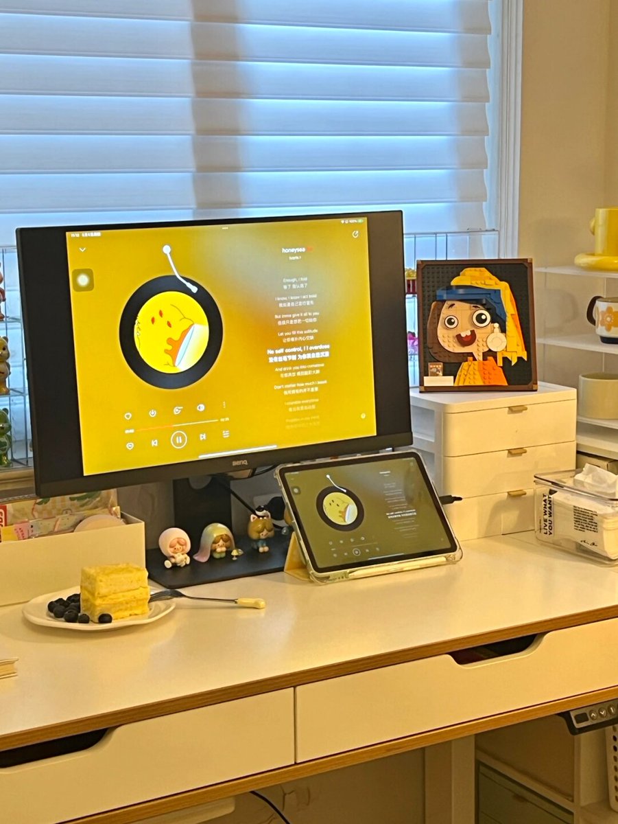 Bluecrewluver's tweet photo. Tired of messy desks A tidy, organized workspace boosts focus and productivity—small changes make big wins! #WorkSmart #DeskGoals， https://t.co/zjim9bYbwO