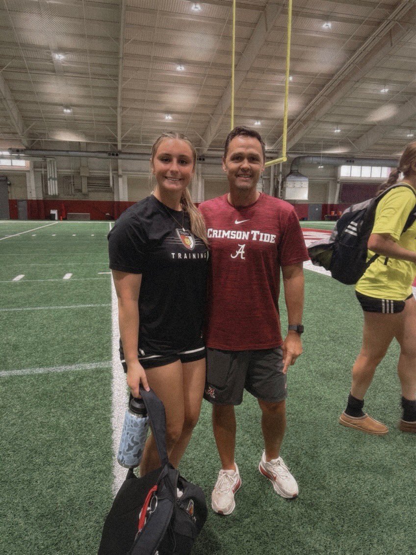 HadleyOverton09's tweet photo. So thankful to compete at @AlabamaSoccer ID Camp this weekend. Such a great experience with great coaches! Roll Tide! @UACoachHart
@DTexansSC @ImYouthSoccer @PrepSoccerTX @ECNLgirls 

Here are some highlights! https://t.co/1NqTFHe6E7