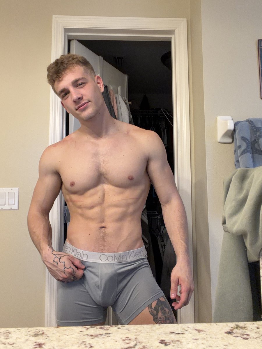 Alpha_Ra0's tweet photo. I wanna hear how weak you feel for me.
#findom #cashmaster https://t.co/HpOQrPz0E3