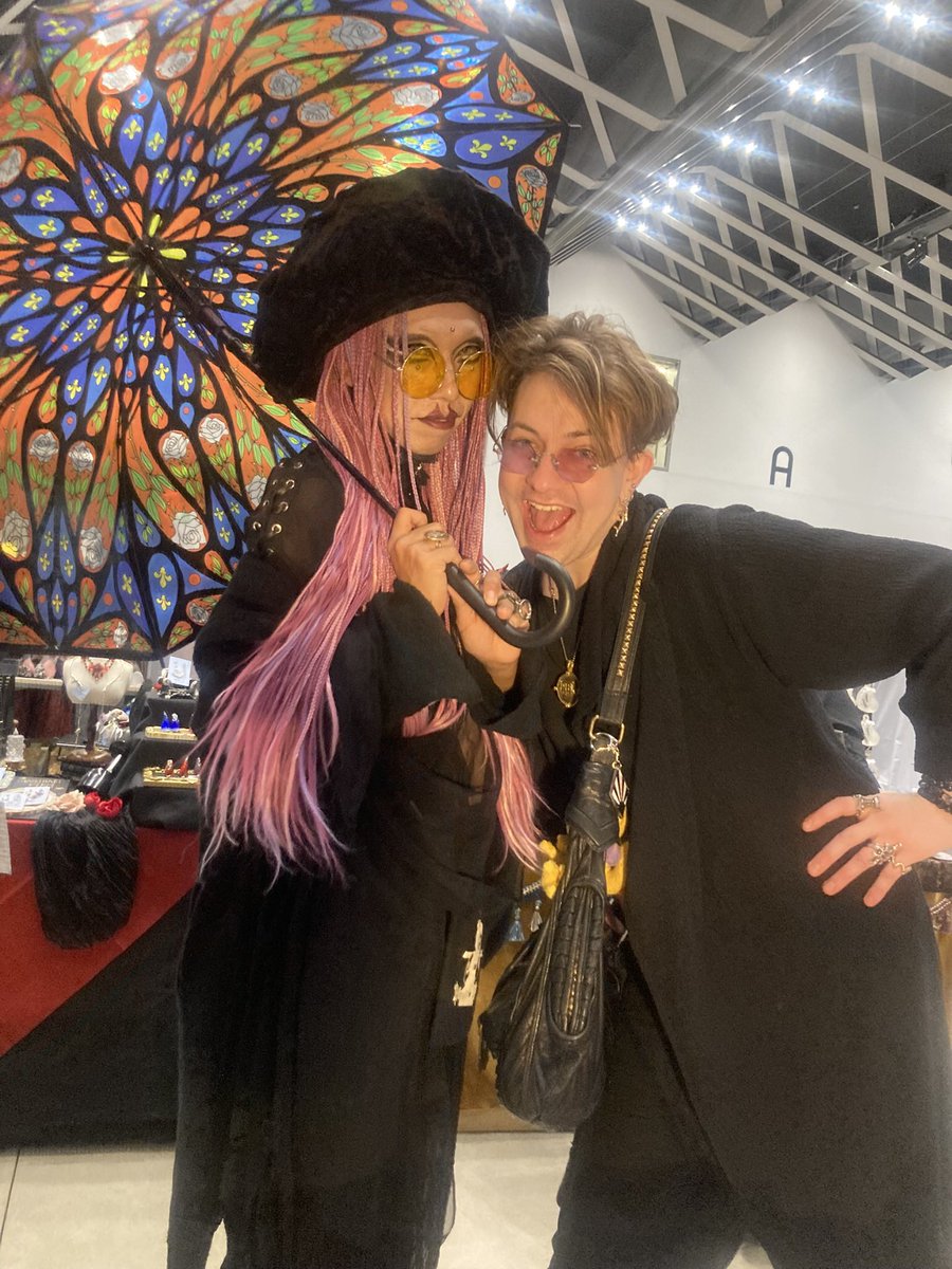 都和子さんのプレゼントキャンペーンで、仏具ピアスを頂きました