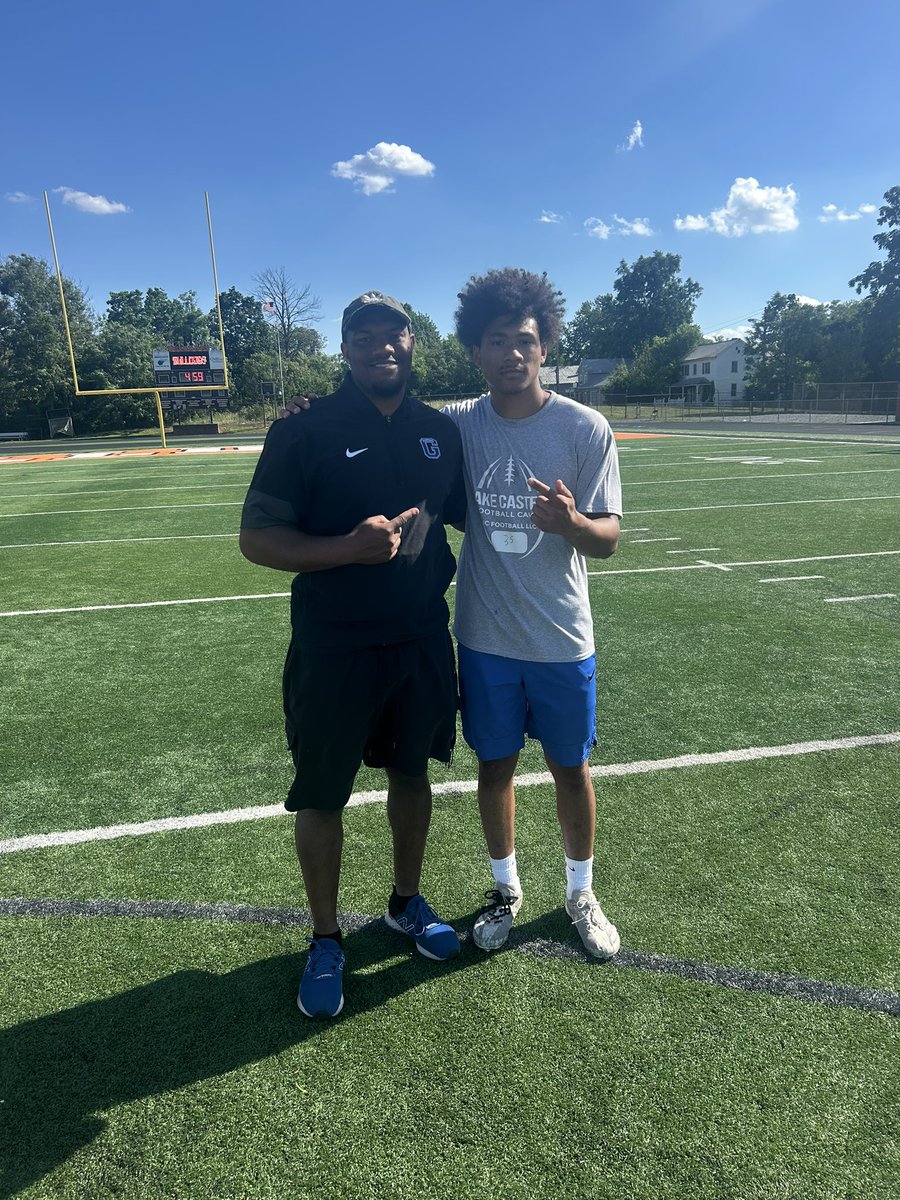 Christiani57834's tweet photo. Had a great day today and got taught some new things thank u for the opportunity @CoachBrianHill @JavonButler80 https://t.co/JeCbGSWIcu