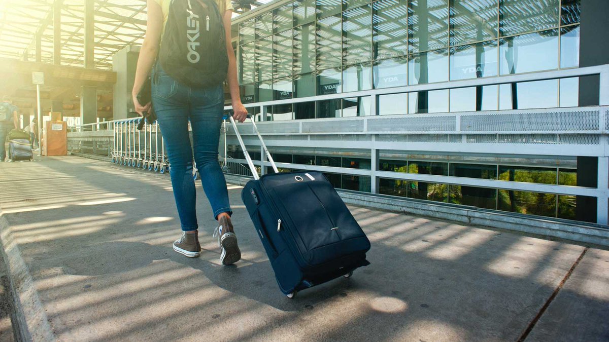 ClaimDelay's tweet photo. Attention all Fly One passengers. Were you on flight OE7095 on 7th June 2026 from Henri Coanda Airport to London Luton Airport? You could have a claim! #Monday #flightdelay #London #Bucharest #FlyOne Claim Now: https://t.co/XPcVjySgoP https://t.co/1yKuSSSzfP