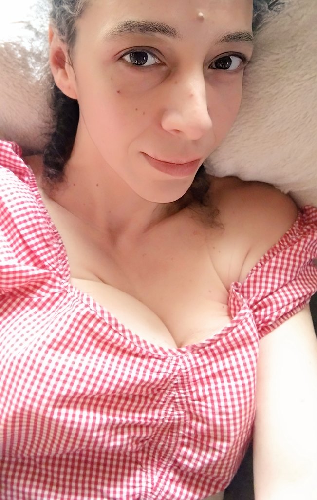 Toishikawa1979's tweet photo. Verão chegando e a fase pin up voltando. https://t.co/cAXYy5YaWP