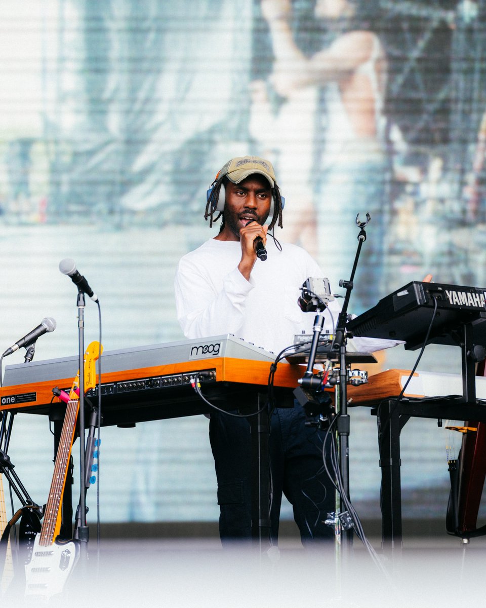 GovBallNYC's tweet photo. blood_orange.mp3 https://t.co/KdMDptiS4t
