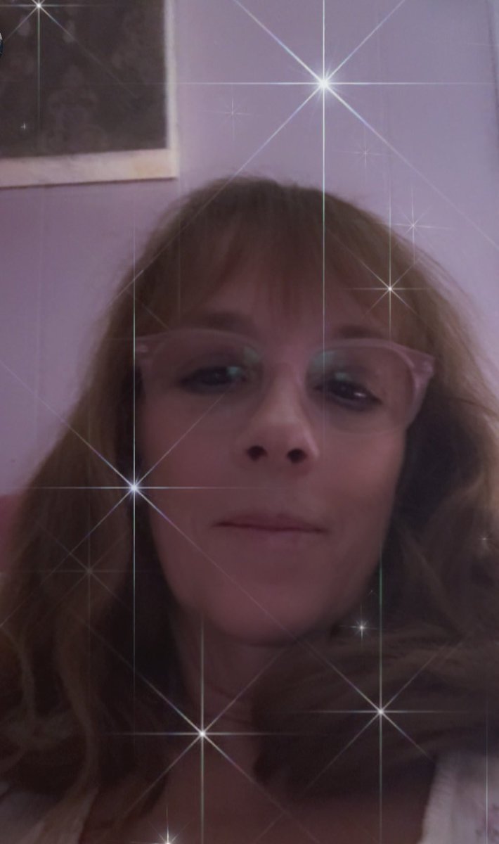 SteinwinterL's tweet photo. Good night X family I’m gonna go watch House eat some chocolate and prepare myself for Monday. Have a good night everyone sweet dreams.🙏🌙😴😉😘 https://t.co/4o2WyXgpbN