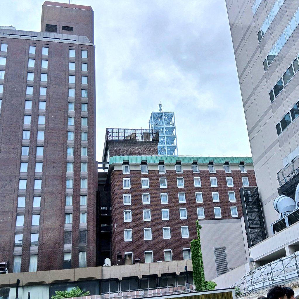 honmacge's tweet photo. 雨にもならず、青空のもと音響は気持ちよかった☀️
皆様お疲れ様でした😆🎵 https://t.co/3WRuXNzQde