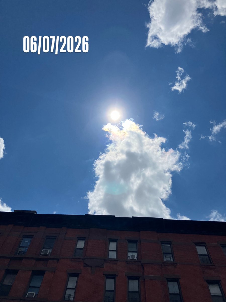 modsoul's tweet photo. Rest in peace, dad and Kim’s mom, both passed away on the same day, June 7th, 2020. I took this picture of the sky today in honor of them. We miss them a lot and wherever they are, we hope they are well. https://t.co/qW744AxKPK