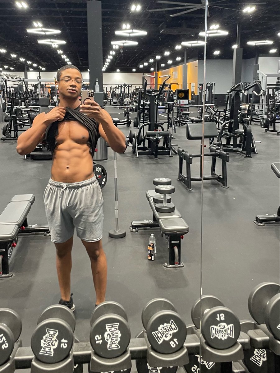 Sixpackbodied's tweet photo. https://t.co/v09SWC3Cxv