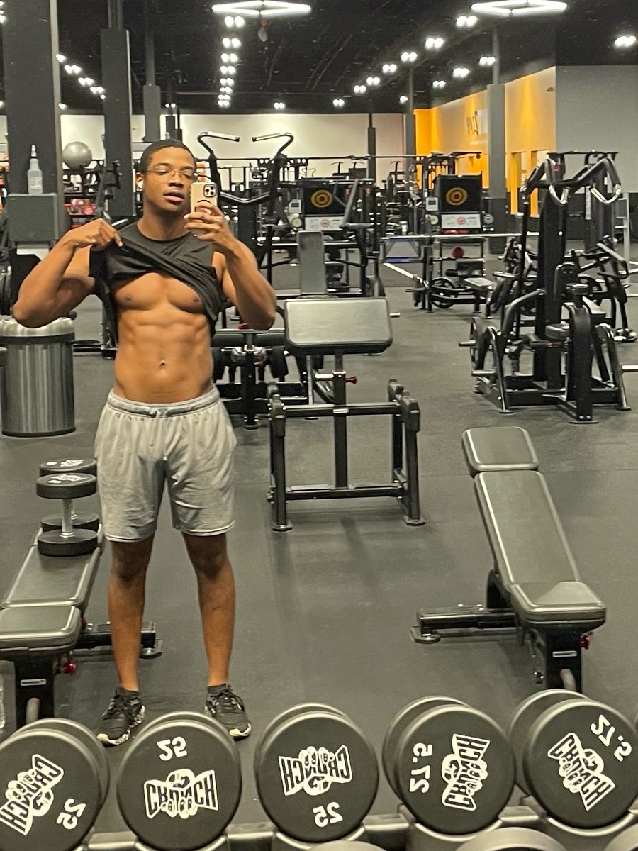 Sixpackbodied's tweet photo. https://t.co/v09SWC3Cxv