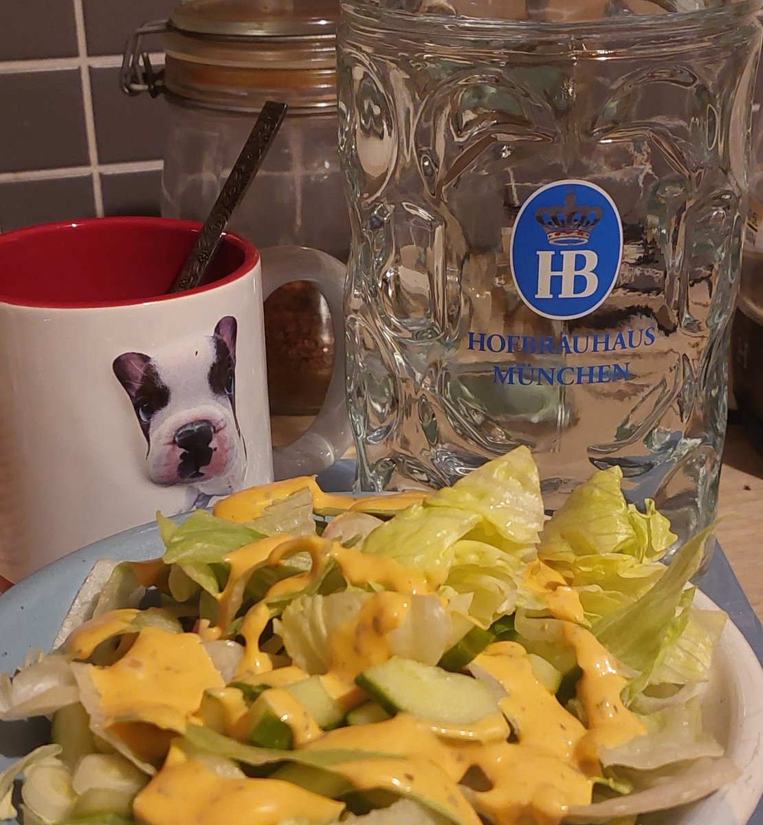 AlbertoBackmanX's tweet photo. 🥗☕️🌜✨️ https://t.co/2T855O2bTq