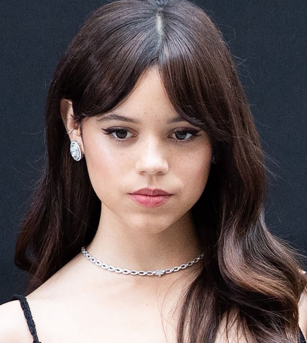 softiealiaa's tweet photo. EXCLUSIVE: Sadie Sink and Jenna Ortega are set to play lovers in a new A24 horror film. 

(Source: https://t.co/XcTI1Nxv6f) https://t.co/RylYrisw26